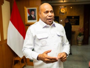 Gubernur Papua, Matius D. Fakhiri / Istimewa