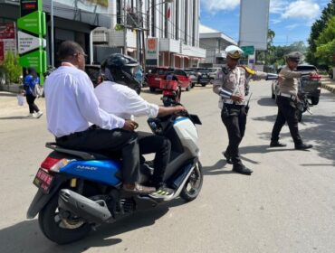 Pengendara yang kedapatan melanggar dalam operasi Keselamatan Cartenz / dok Polresta Jayapura Kota