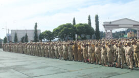 ASN Pemprov Papua saat mengikuti apel di halaman Kantor Gubernur Papua / Dok Papua.go.id