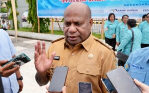 Gubernur Papua, Matius D. Fakhiri / Istimewa