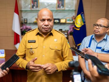 Gubernur Papua, Matius D. Fakhiri / Istimewa