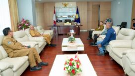 Komnas HAM saat bertemu Gubernur Papua, Matius D. Fakhiri / Istimewa