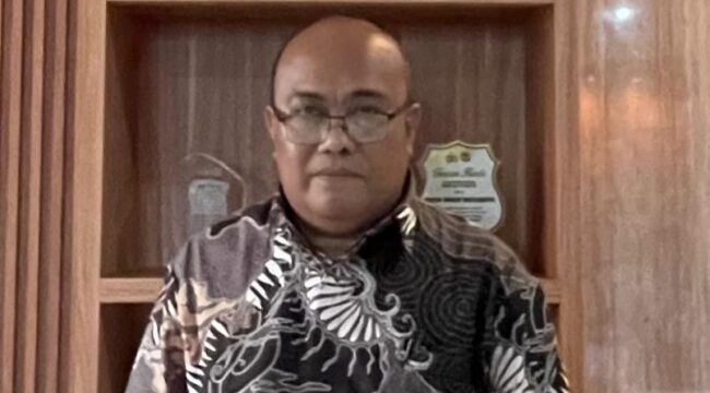 Plt Kepala Dinas Pekerjaan Umum Penataan Ruang, Perumahan, Kawasan Permukiman dan Pertanahan (PUPR-PKPP) Provinsi Papua, Natirmalus D. Renyaan / Istimewa