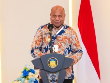 Gubernur Papua, Matius D. Fakhiri / Istimewa