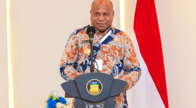 Gubernur Papua, Matius D. Fakhiri / Istimewa