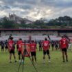 Skuad Persipura usai berlatih di Stadion Mandala