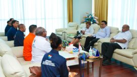 Pertemuan Gubernur Papua Matius D. Fakhiri, dengan pihak APPMBGI / Istimewa