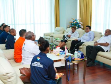 Pertemuan Gubernur Papua  Matius D. Fakhiri, dengan pihak APPMBGI / Istimewa