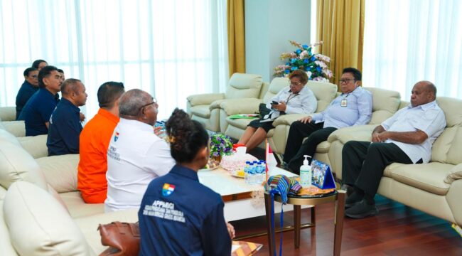 Pertemuan Gubernur Papua  Matius D. Fakhiri, dengan pihak APPMBGI / Istimewa