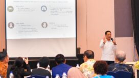 Wamenkes RI, Benjamin Paulus Octavianus saat memaparkan data kasus penyakit / Istimewa