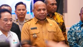 Gubernur Papua, Matius D. Fakhiri / Istimewa