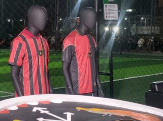 Jersey Anniversary Persipura yang diluncurkan pada perayaan HUT Ke-63 klub / Istimewa