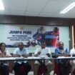 Tim Penjaringan dan Penyaringan Bakal Calon Ketua Umum KONI Papua saat menggelar konferensi pers / Istimewa