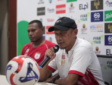 Rahmad Darmawan dan Tinus Pae / Istimewa