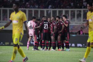 Skuad Persipura pada laga kontra Persiku Kudus di Stadion Lukas Enembe / Official Persipura