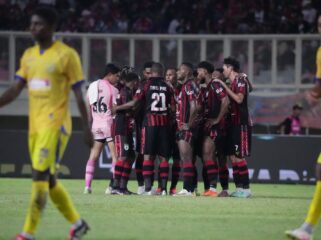 Skuad Persipura pada laga kontra Persiku Kudus di Stadion Lukas Enembe / Official Persipura