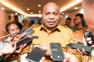Gubernur Papua, Matius D. Fakhiri / Istimewa