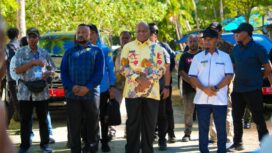 Gubernur Papua, Matius D. Fakhiri mengunjungi Kepulauan Numfor / Istimewa