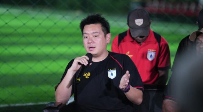 Manajer Persipura, Owen Rahadiyan / Persipura Official 