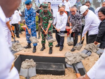 Pelatakan batu pertama Pabrik Pakan Garuda Bumi Papua di Kabupaten Keerom / Istimewa