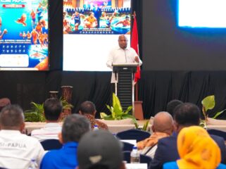 Matius D. Fakhiri dalam sambutannya usai pelaksanaan Musorprov dan pelantikan pengurus KONI Papua periode 2026-2030 / Istimewa
