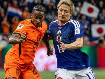 Duel pemain Belanda dan Jepang