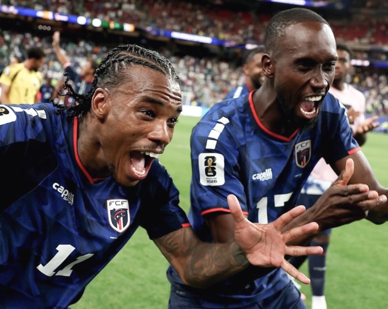 Selebrasi Dua Pemain Cape Verde / Cap Vert En Images